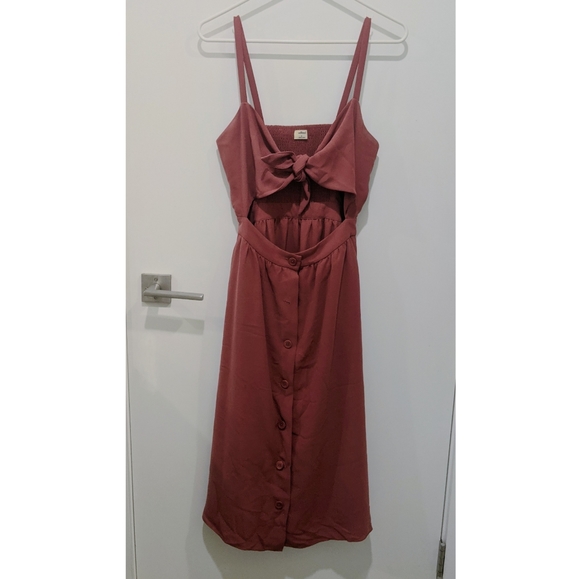 Aritzia Adelia dress in Deep Blush - Picture 3 of 4